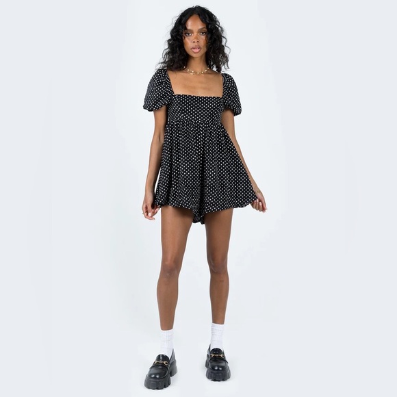 Princess Polly Lorna Romper Playsuit NWT! - Picture 4 of 4